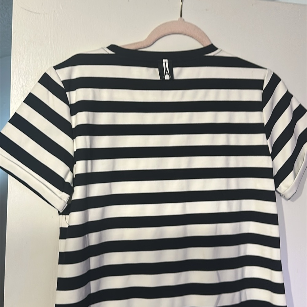 NWOT. Karl Lagerfeld Paris Striped Dropped Waist T Shirt Dress. Size M - Picture 5 of 6